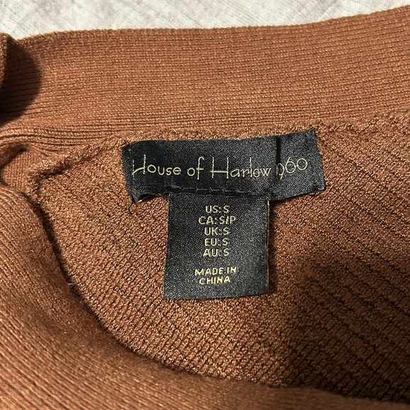 House of Harlow Brown contour ribbed Cross neck top Size S - Picture 3 of 3